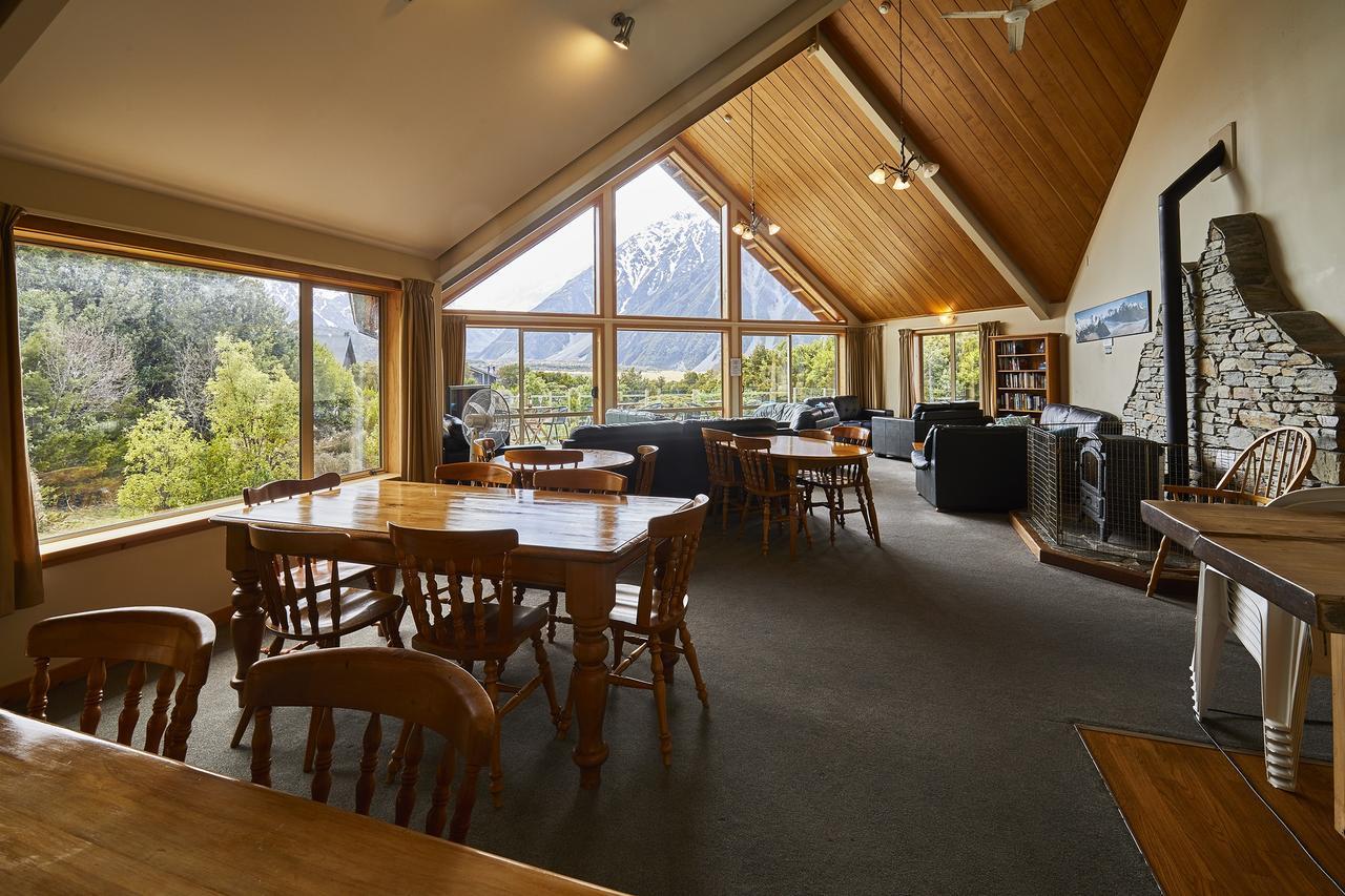 Aoraki Mount Cook Alpine Lodge מראה חיצוני תמונה