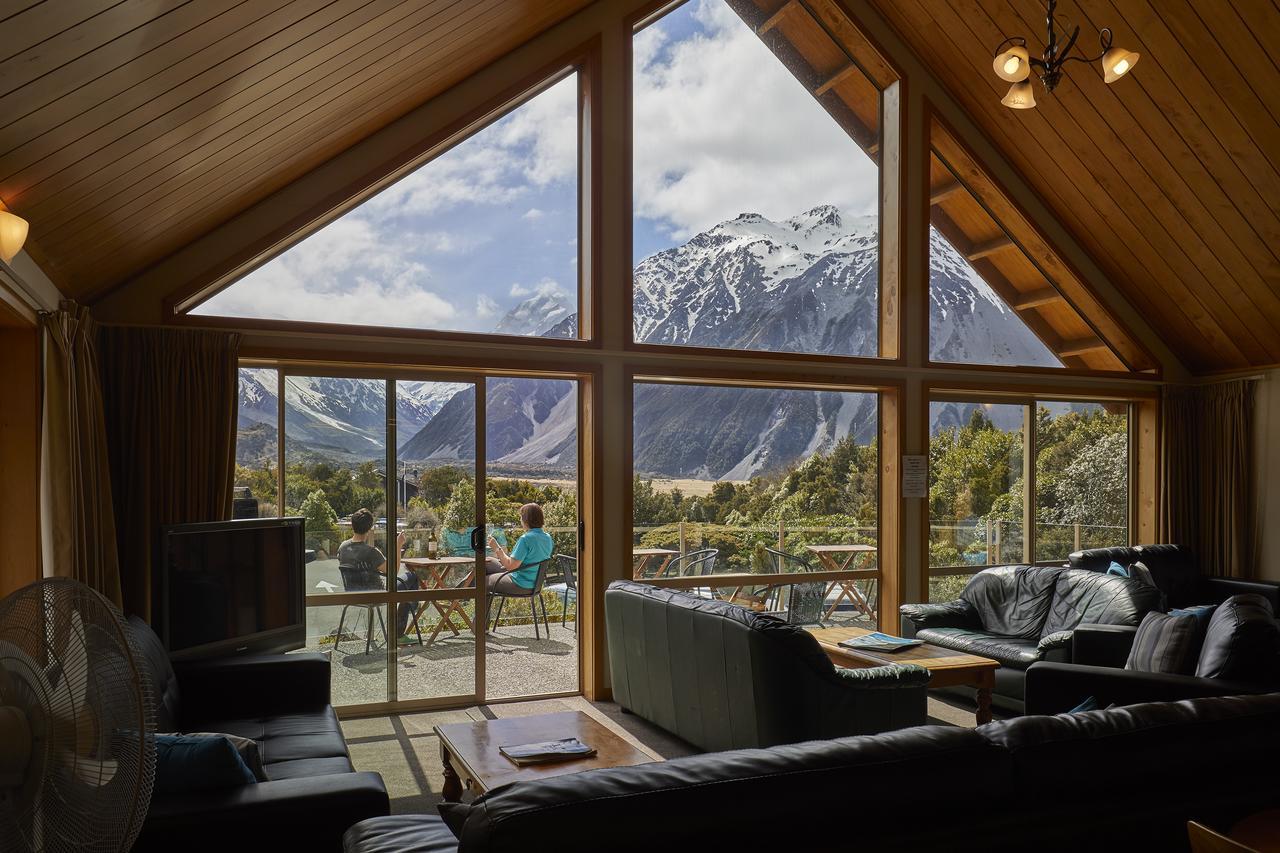 Aoraki Mount Cook Alpine Lodge מראה חיצוני תמונה