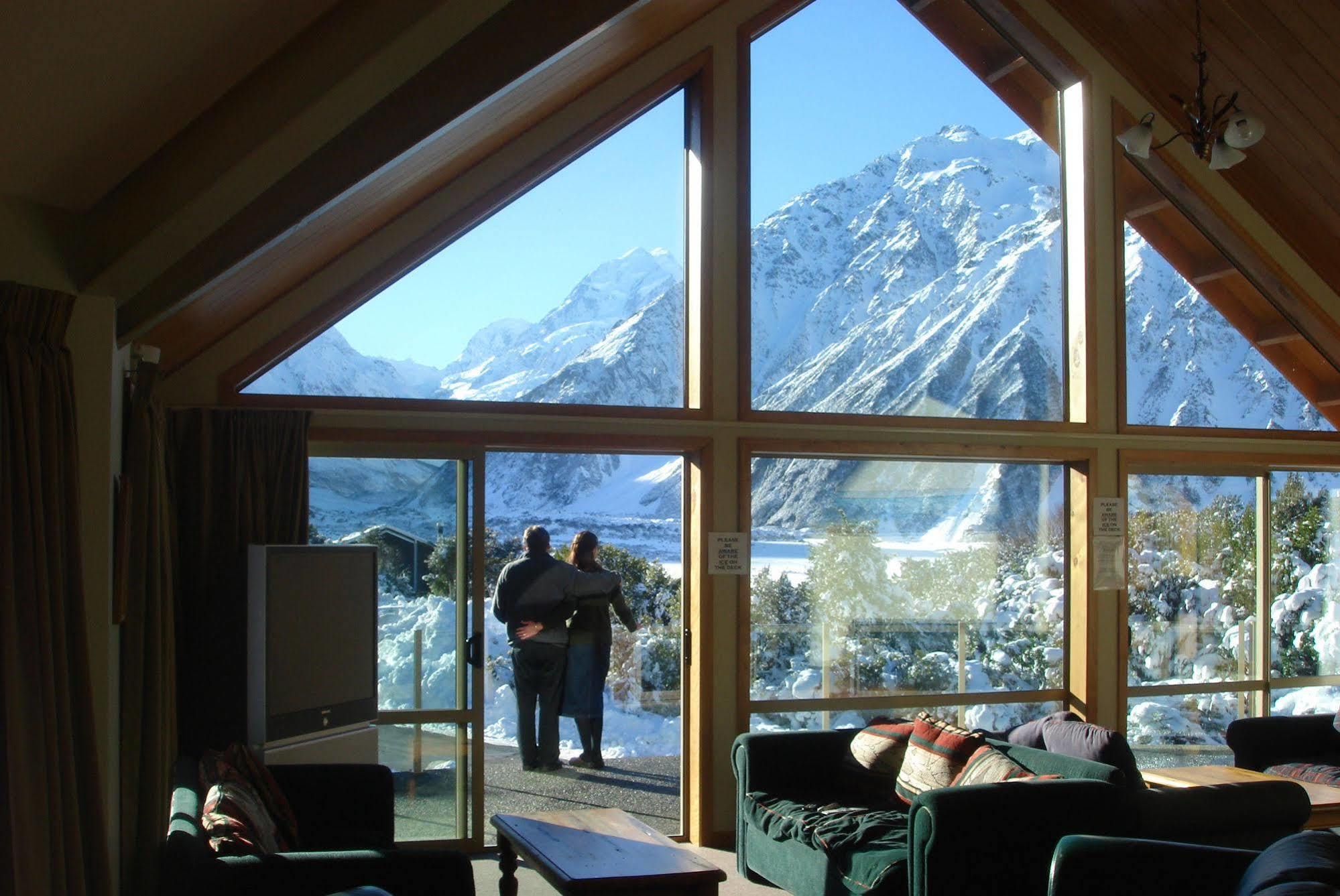 Aoraki Mount Cook Alpine Lodge מראה חיצוני תמונה