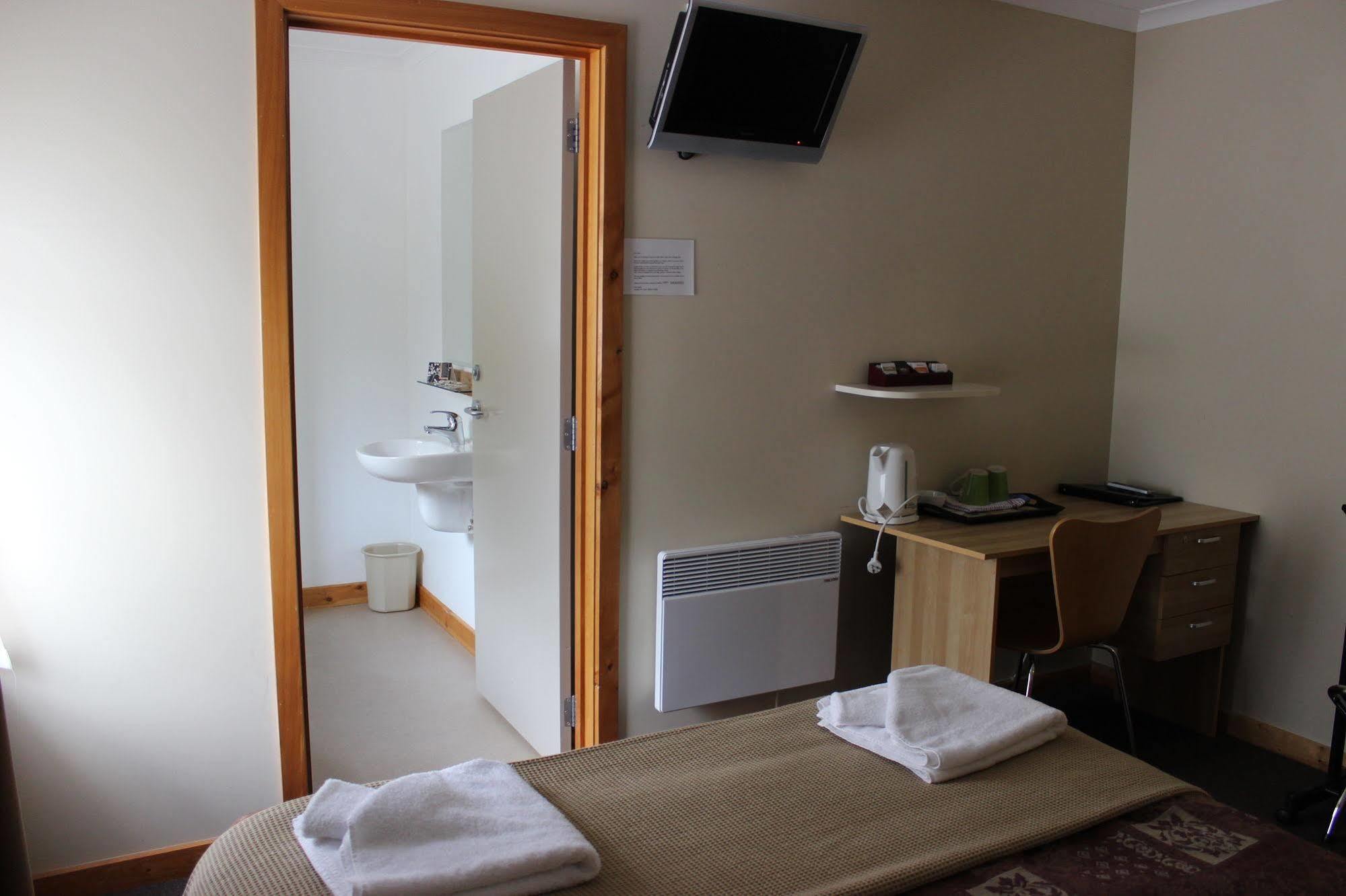 Aoraki Mount Cook Alpine Lodge מראה חיצוני תמונה